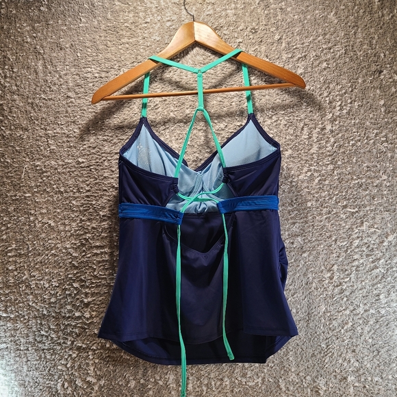 Title Nine Underwired Tankini Top Size 38C Removable Pads Blue - Picture 2 of 6